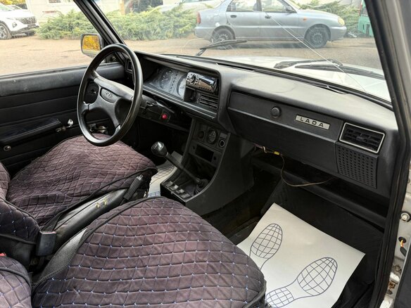 2010 Lada (ВАЗ) 2107, серебристый, 105000 рублей - вид 13