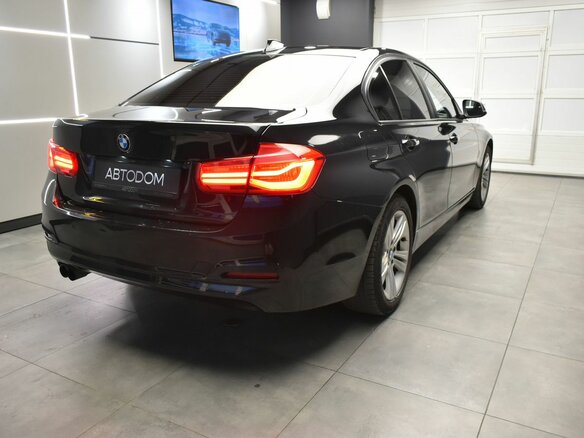 2018 BMW 3 серии 320i VI (F3x) Рестайлинг, чёрный, 1977000 рублей - вид 6