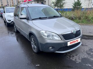 2011 Skoda Roomster Scout I Рестайлинг, серый, 530000 рублей, вид 1