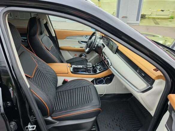 2024 Jetour X70+ I Рестайлинг, чёрный, 2350000 рублей - вид 6