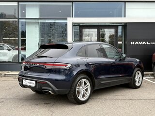 2021 Porsche Macan I Рестайлинг 2, синий, 7499000 рублей, вид 5