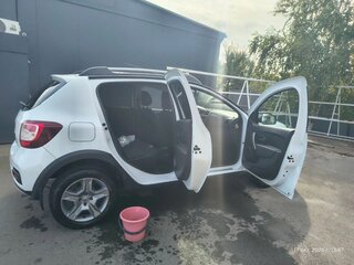 2021 Renault Sandero II Рестайлинг, белый, 1420000 рублей, вид 3