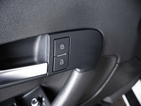 2013 Audi A3 II (8P) Рестайлинг 2, белый, 1299000 рублей - вид 16