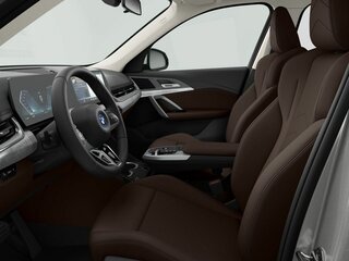 2026 BMW iX1 eDrive 25L, белый, 5590000 рублей, вид 3