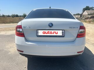 2018 Skoda Octavia III (A7) Рестайлинг, белый, 1550000 рублей, вид 5
