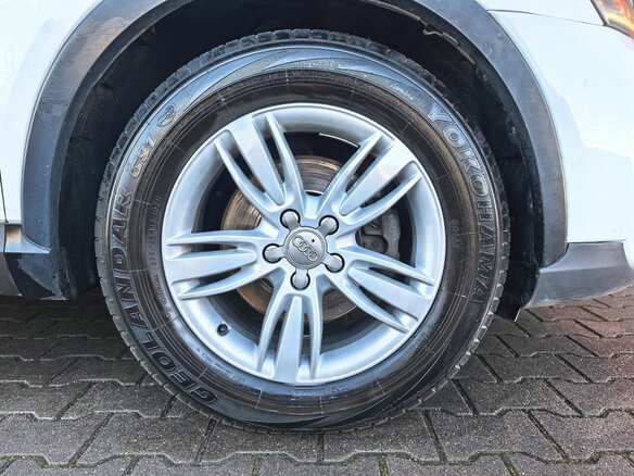 2011 Audi Q3 I (8U), белый, 1319000 рублей - вид 20