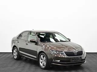2017 Skoda Octavia III (A7) Рестайлинг, коричневый, 1765000 рублей, вид 1