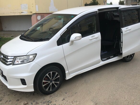 2013 Honda Freed Spike I Рестайлинг, белый, 1050000 рублей - вид 15