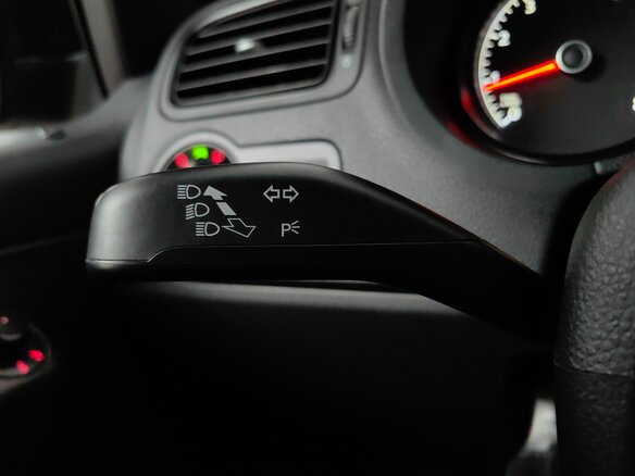 2015 Volkswagen Polo V, синий, 799000 рублей - вид 18