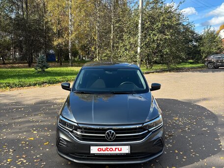 2020 Volkswagen Polo VI, серый, 1900000 рублей, вид 2