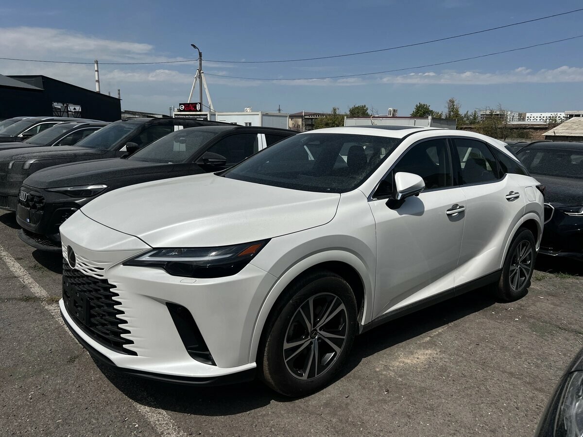 Открыть фотографии: Lexus RX V