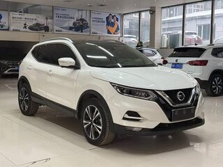 2022 Nissan Qashqai II Рестайлинг, белый, 1890000 рублей, вид 1