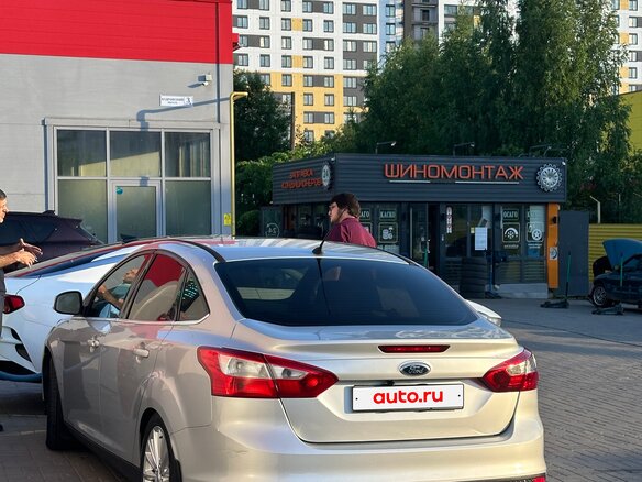 2011 Ford Focus III, серебристый, 950000 рублей - вид 7