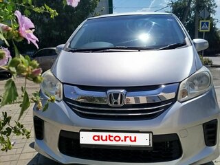 2014 Honda Freed I Рестайлинг 2, серебристый, 1195000 рублей, вид 2