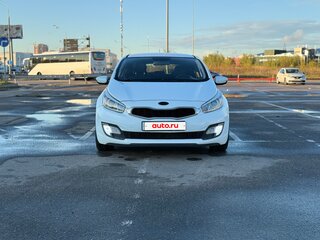 2013 Kia Ceed II, белый, 850000 рублей, вид 2