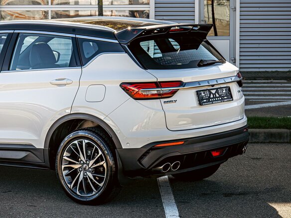 2023 Geely Coolray I, белый, 1495000 рублей - вид 9