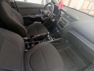 2014 Kia Rio III, серый, 875000 рублей, вид 4