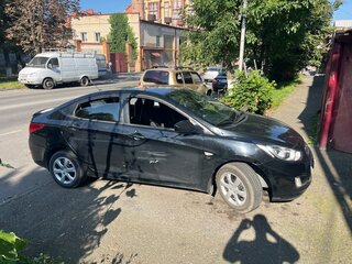 2012 Hyundai Solaris I, чёрный, 600000 рублей, вид 1