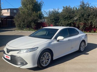2018 Toyota Camry VIII (XV70), белый, 2570000 рублей, вид 4
