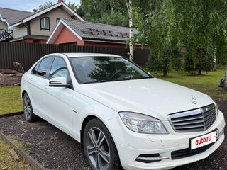 2011 Mercedes-Benz C-Класс 180 BlueEFFICIENCY III (W204), белый, 890000 рублей, вид 1