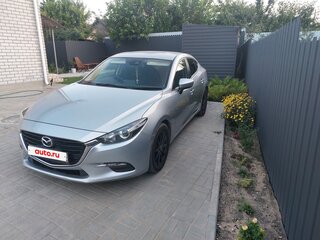 2017 Mazda Axela III Рестайлинг, серебристый, 1599000 рублей, вид 4