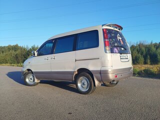 1999 Toyota Town Ace Noah III, серый, 600000 рублей, вид 4