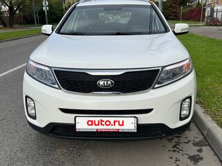 2014 Kia Sorento II Рестайлинг, белый, 1700000 рублей, вид 3