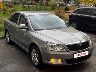 2011 Skoda Octavia II (A5) Рестайлинг, серый, 950000 рублей, вид 2