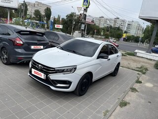 2023 Lada (ВАЗ) Vesta I Рестайлинг (NG), белый, 925000 рублей, вид 3