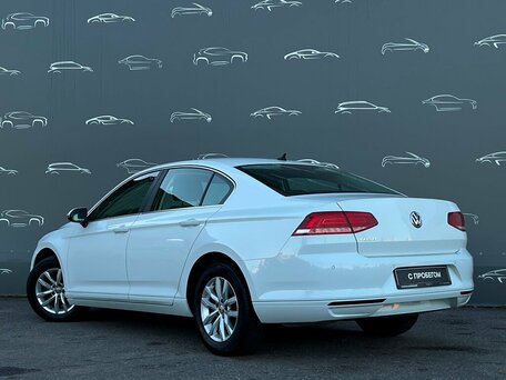 2018 Volkswagen Passat B8, белый, 2099600 рублей, вид 4