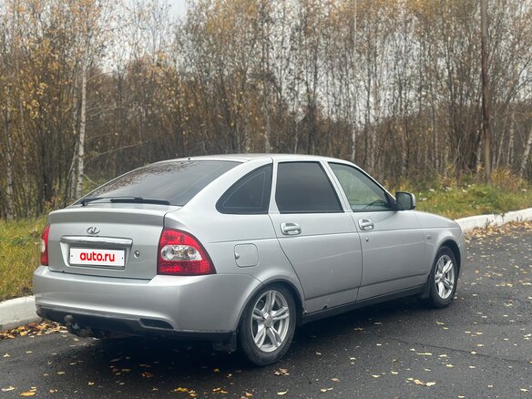 2009 Lada (ВАЗ) Priora I, серебристый, 230000 рублей - вид 8