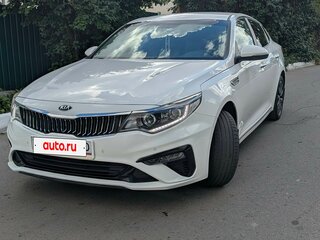 2019 Kia Optima IV Рестайлинг, белый, 1805000 рублей, вид 2