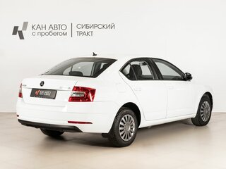 2018 Skoda Octavia III (A7) Рестайлинг, белый, 1872900 рублей, вид 3