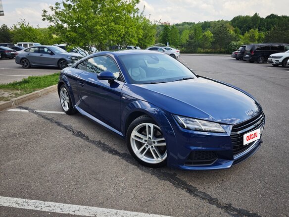 2018 Audi TT III (8S), синий