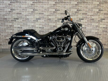 2024 Harley-Davidson Fat Boy, чёрный, 2485000 рублей, вид 1