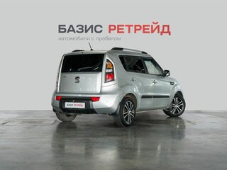 2011 Kia Soul I, серебристый, 899000 рублей, вид 5