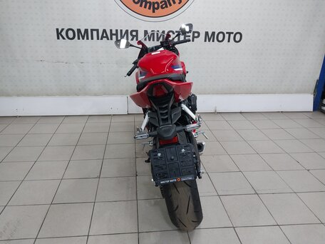 2025 Honda CBR 650R, красный, 1250000 рублей, вид 4