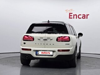 2021 Mini Clubman Cooper II Рестайлинг, белый, 1895000 рублей, вид 4