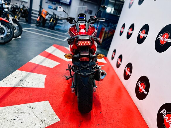 2017 Honda NC 750X, красный - вид 6