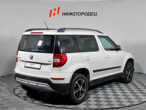 2014 Skoda Yeti I Рестайлинг, белый - вид 5