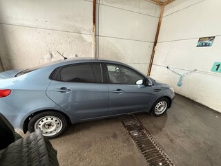2012 Kia Rio 5-speed III, голубой, 655000 рублей, вид 4