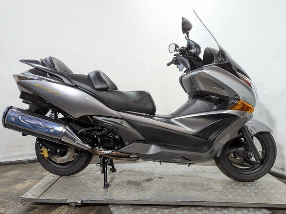 2015 Honda Silver Wing 600, серый, 595000 рублей - вид 5