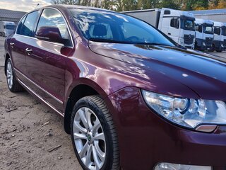 2011 Skoda Superb DSG II, красный, 1250000 рублей, вид 2