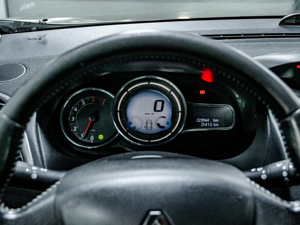 2013 Renault Fluence I Рестайлинг, бежевый, 700000 рублей - вид 16