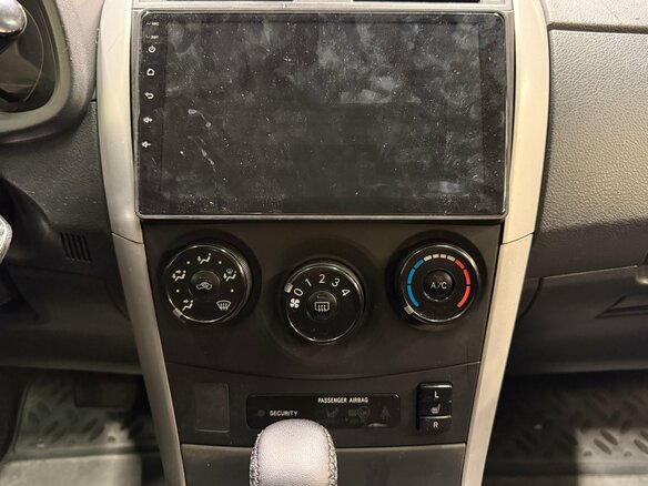 2007 Toyota Corolla X (E140, E150), белый - вид 11
