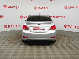 2016 Hyundai Solaris I Рестайлинг, серебристый, 899000 рублей, вид 5