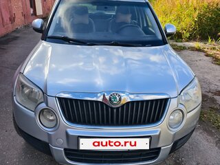 2011 Skoda Yeti I, серый, 850000 рублей, вид 2