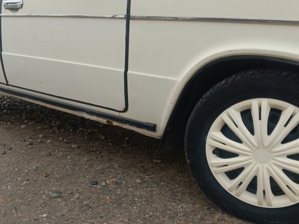 1998 Lada (ВАЗ) 2106, белый, 110000 рублей - вид 7