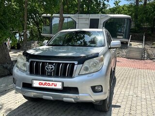 2010 Toyota Land Cruiser Prado 150 Series, серый, 3800000 рублей, вид 1