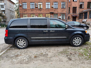 2013 Chrysler Voyager Grand V Рестайлинг, серый, 2499000 рублей, вид 1